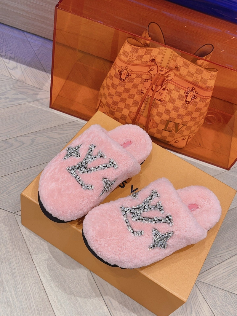 Louis Vuitton Slippers